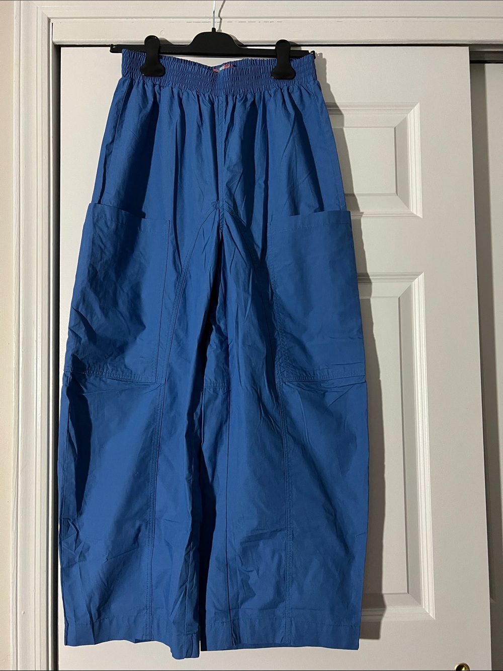 NWOT Urban Outfitters Wide-Leg Cargo Pants in Bright Blue